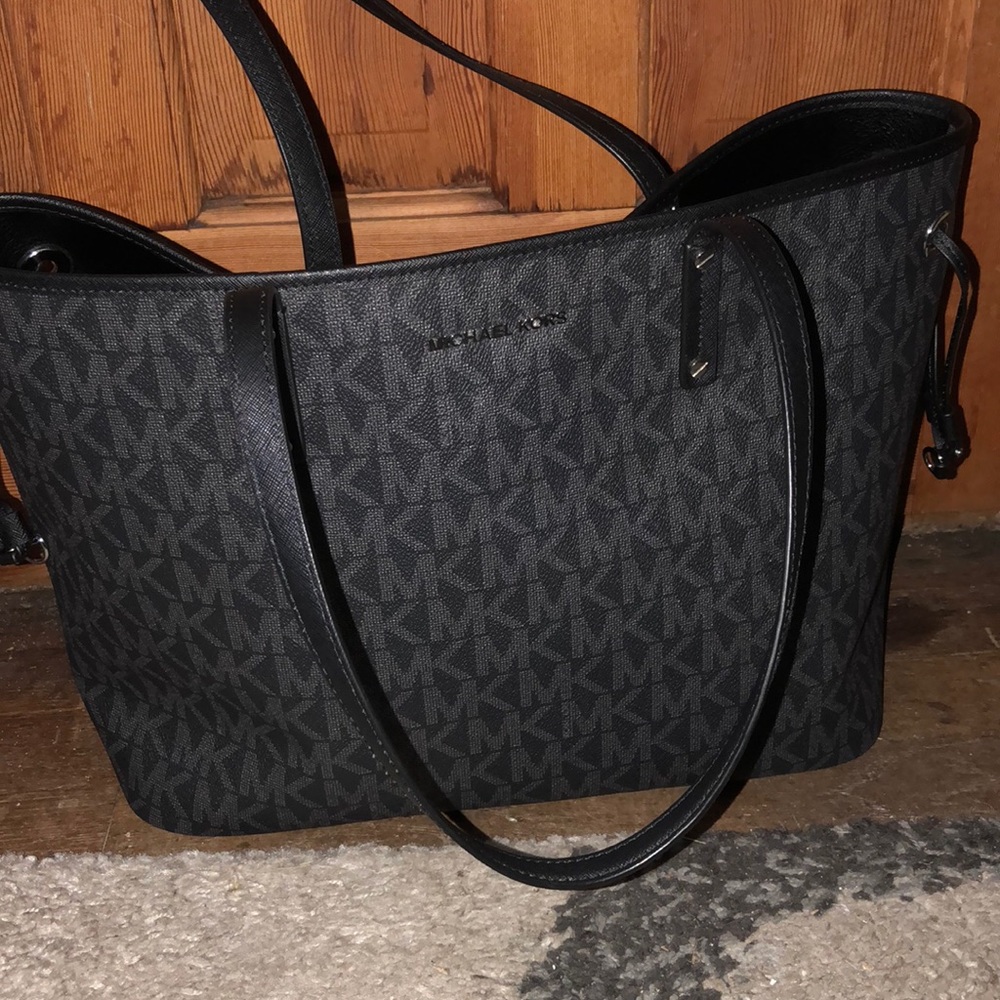 Michael Kors Tote